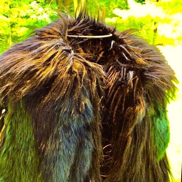 BLANK NYC PLUSH FAUX FUR VEST M NWT BLUE/BLACK COLOR BLEND - Picture 10 of 15